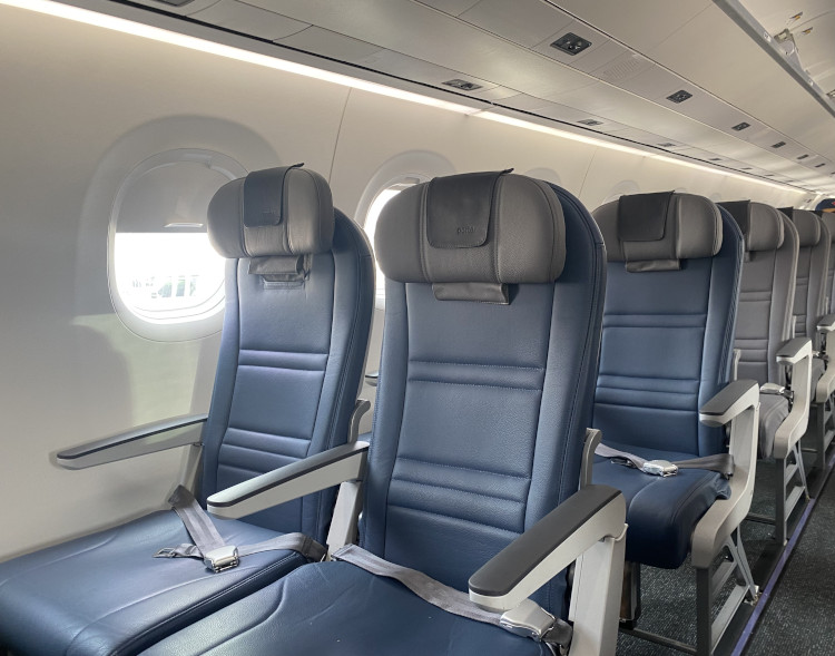 Porter Airlines Review: Is Porter Air Worth It? - Wander Woman 